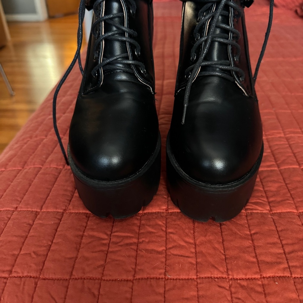 Platform boots - Picture 3 of 6